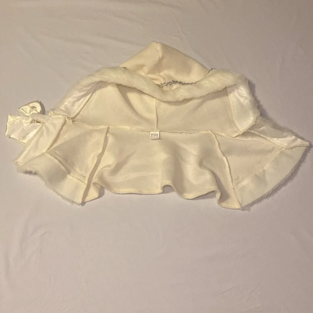Snow Queen Cream and Silver Kids 2-Piece Costume Size Large 10-12 EUC - Picture 3 of 10